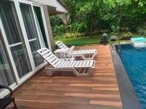 Pool - Tranquil villa with 4 bedrooms and WiFi, AC in Anjuna, North Goa (Anjuna)