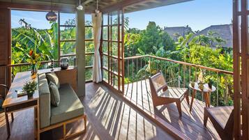 Casa de árbol de diseñador | Área de sala de estar