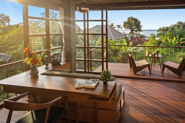 Design Tree House | Living area