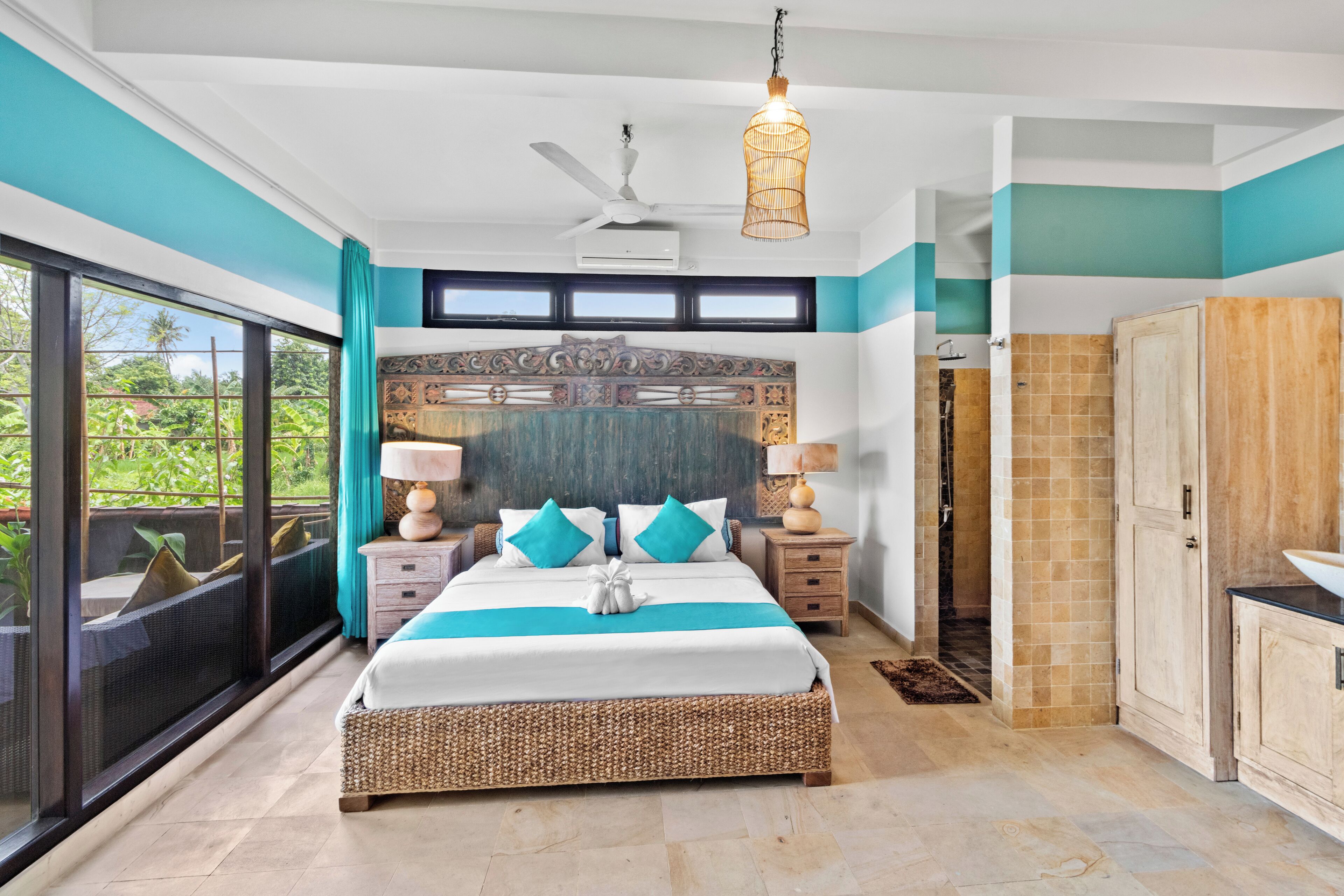 デラックス ハウス 4 ベッドルーム ビーチフロント | セーフティボックス (室内)、客室ごとに異なる装飾、客室ごとに異なるインテリア、WiFi (無料)