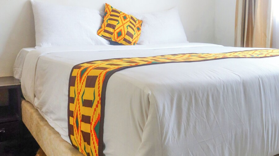 JUDITH SAFARIS HOME STAYS