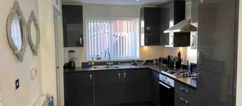 3 BEDS NEAR CITY CENTER & MAN CITY STADIUM