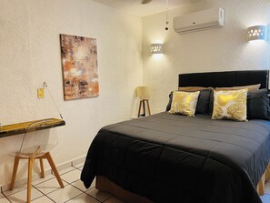 1 habitación, tabla de planchar con plancha, wifi y ropa de cama