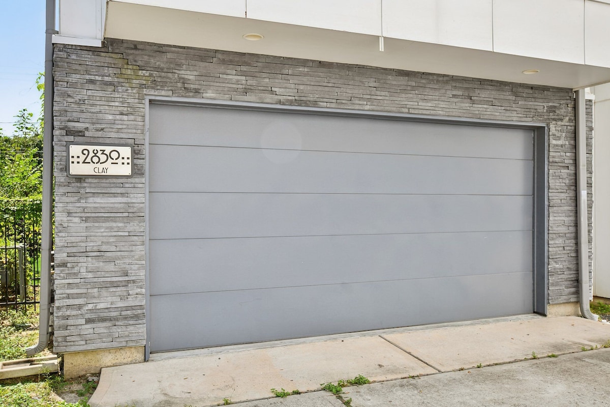 Photo 51 of EADO Lux 3-Story w/Rooftop Views