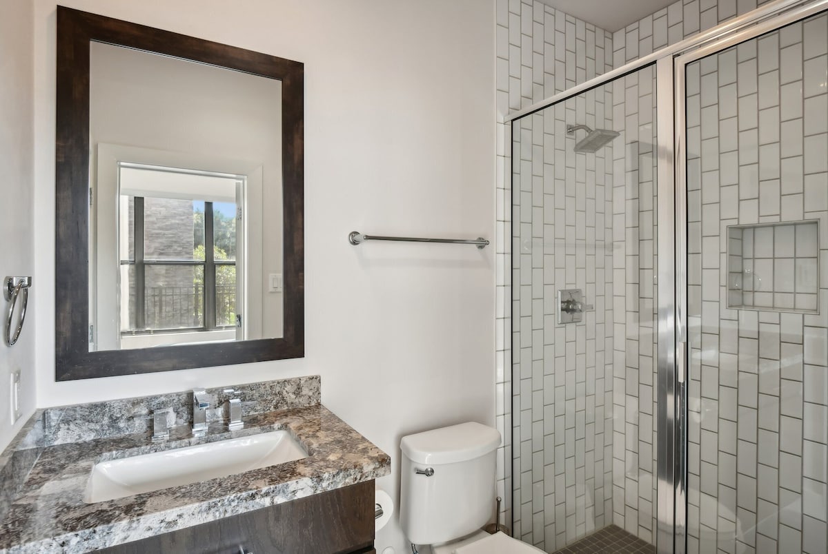 Photo 36 of EADO Lux 3-Story w/Rooftop Views
