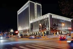 Unclassified image, 2 of 25, button - Qingdao Haina Baichuan Hotel (Pingdu)