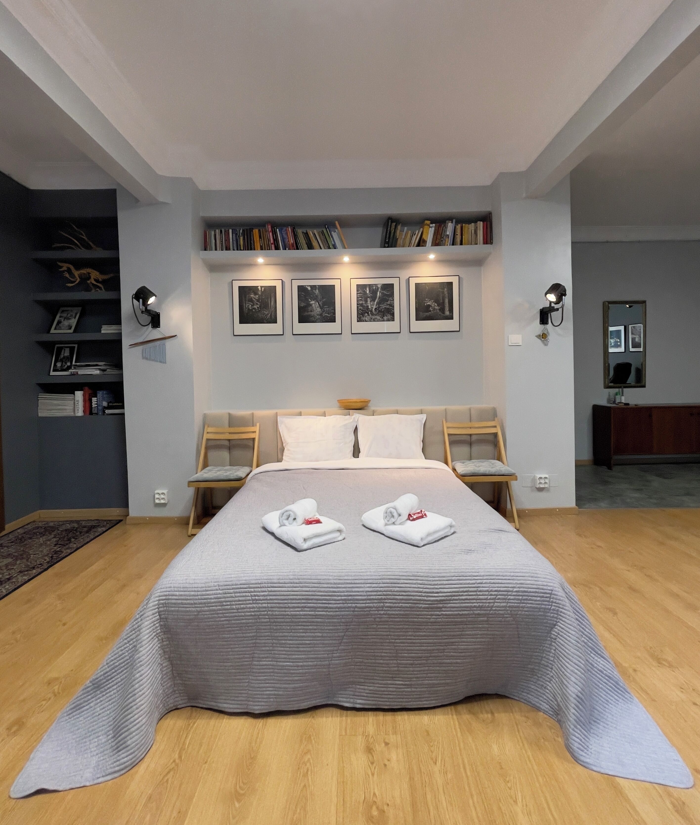 Bureau, Wi-Fi, draps fournis