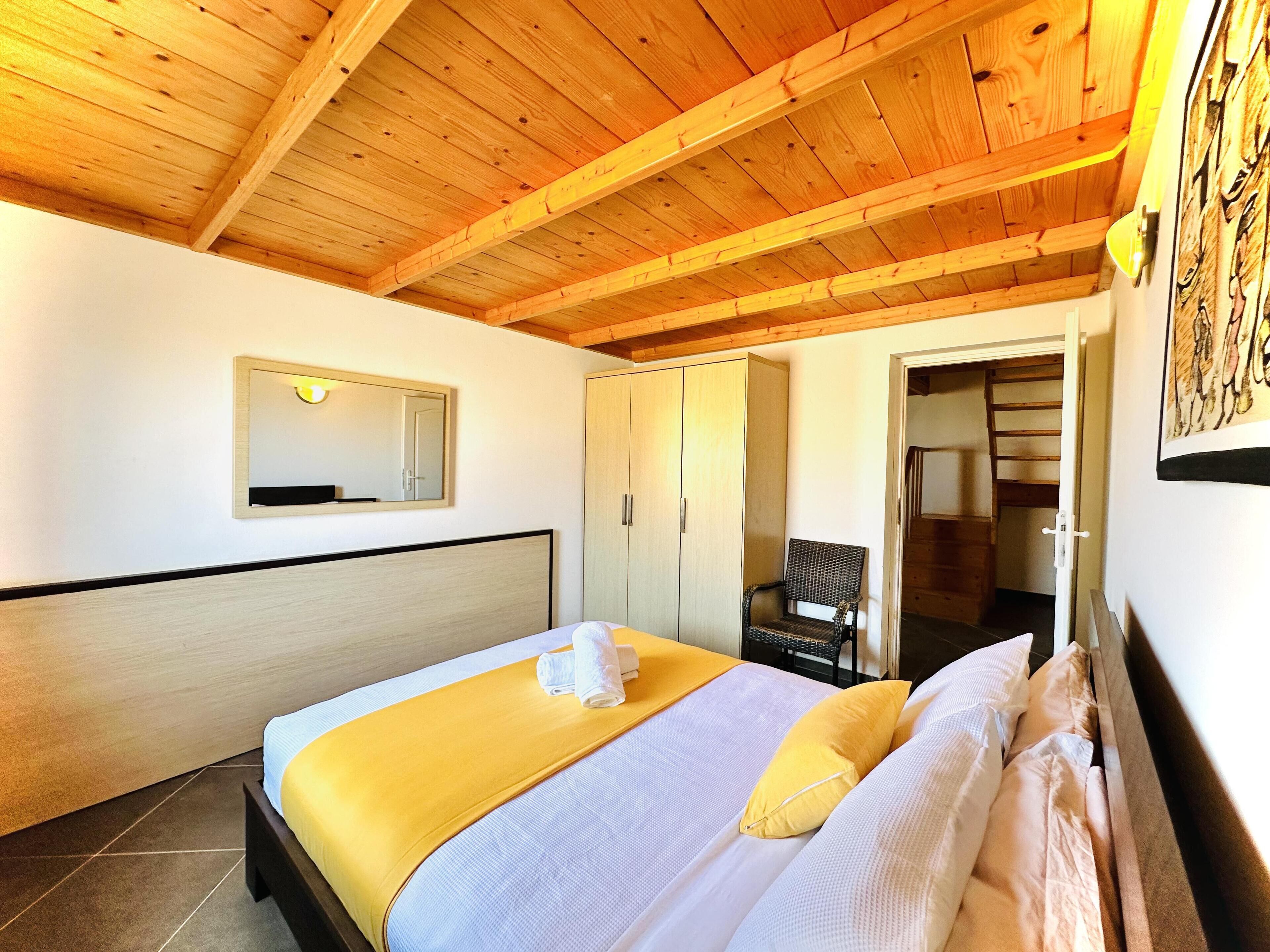 Apartment | 2 bedrooms, bed sheets