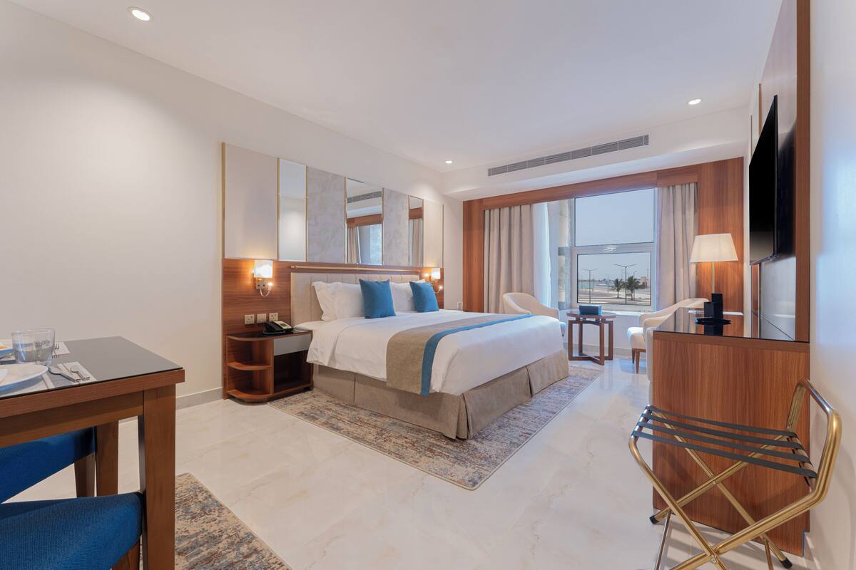 Premium bedding, in-room safe, soundproofing, iron/ironing board