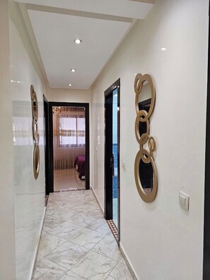 Interior - Quaint 2-bedroom apartment in Tangier with WiFi access (Tangier)