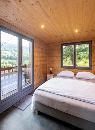 Charming chalet du Faubourg, private spa, 4p