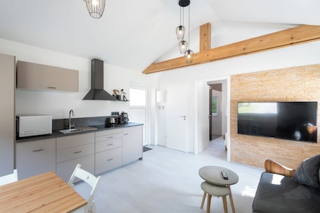 Interior. Chalet du Petit-Bouchot : cosy, private spa, 2p