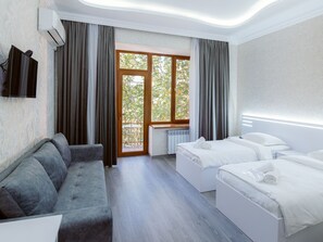 Caja de seguridad en la habitación y sistema de insonorización