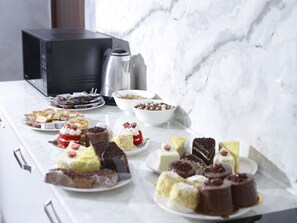 Electric kettle - Opera Avenue Hotel Yerevan (Yerevan)