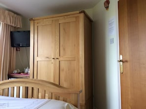 Quarto, 1 quarto, sacada, vista para o jardim | 1 quarto