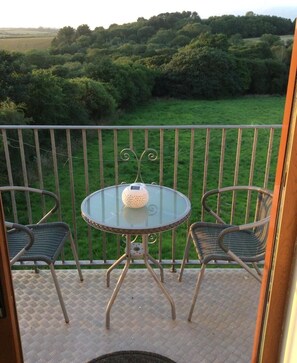 Room, 1 Bedroom, Balcony, Garden View | Balcony