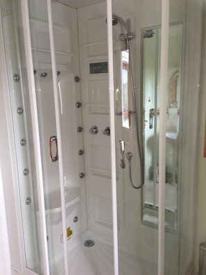 Bathroom shower - Room-orchard Manor, Fore Street, Probus (Truro)