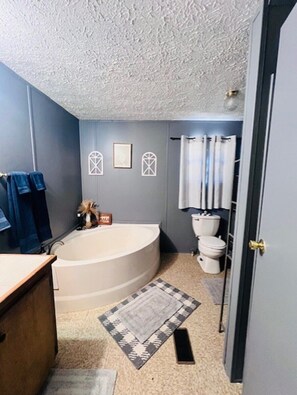 Unclassified image, 5 of 26, button - Rachel's Place (Vicksburg)