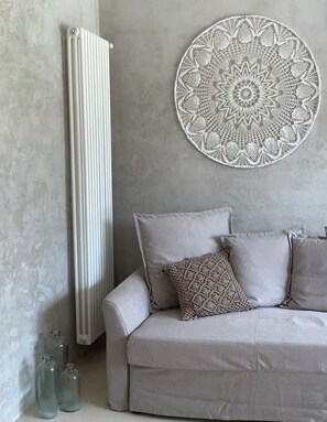 Smart TV, fireplace, books, stereo - AD&DIMORE THE ANCIENT TRULLO for EXCLUSIVE use with swimming pool gym and garden (Polignano a Mare)