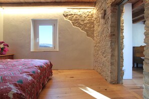 Cabane, balcon, vue montagne | 3 chambres, lits bébé (gratuits), Wi-Fi gratuit, draps fournis