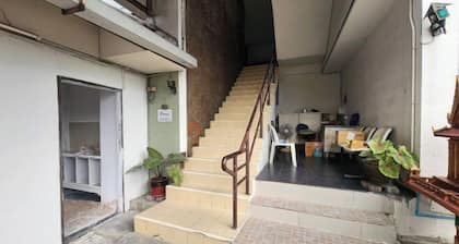Freesia Bangphi Guest House