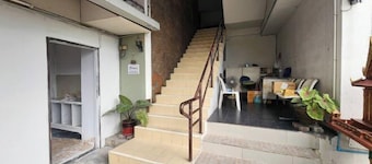 Freesia Bangphi Guest House
