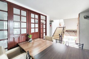 Interior - Freesia Bangphi Guest House (Bang Phli)