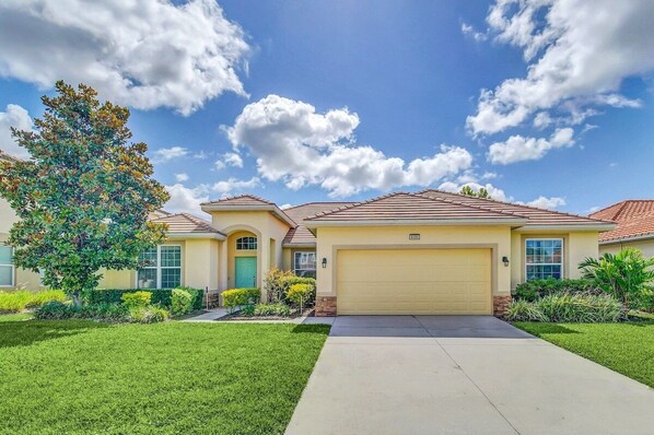 Exterior - Solterra Resort- Jade House (Davenport)