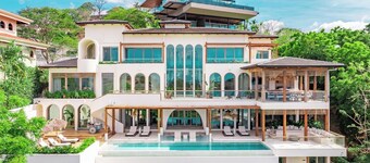 Ocaso Culturally Rich Villa, Flamingo Beach