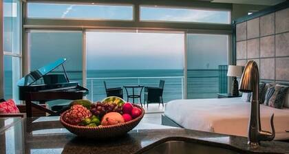 El Golden Cowry – Romantic Escape with Ocean Views