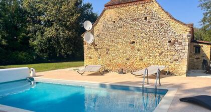 Robin - Four Bedroom Villa, Sleeps 6