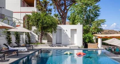 Villa Esotica - Six Bedroom Villa, Sleeps 12