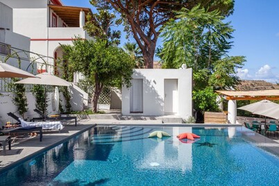 Villa Esotica - Six Bedroom Villa, Sleeps 12