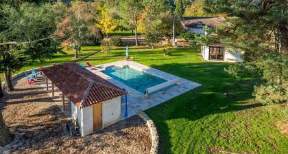 Maison Jospin - Eleven Bedroom Villa, Sleeps 18