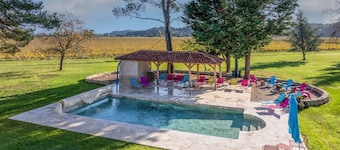 Maison Jospin - Eleven Bedroom Villa, Sleeps 20