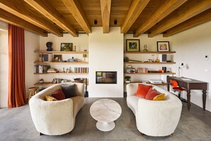 Smart TV, DVD player - Le Grand Chene - Five Bedroom Villa, Sleeps 10 (Touffailles)