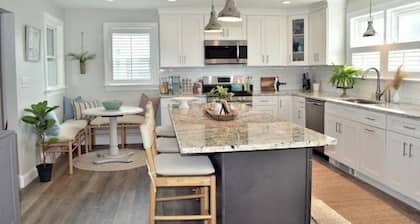 NEW Charming Walk to beach 2-bedroom Coastal Home