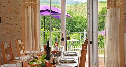 Cottage Des Cedres - Trois Chambres Villa, Couchages 6