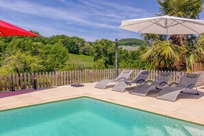 Pool - Cottage Des Cedres - Three Bedroom Villa, Sleeps 6 (Castelmoron-sur-Lot)