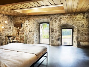 6 chambres, fer et planche Ă repasser, accĂšs Internet, draps fournis