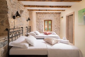 2 chambres, bureau, fer et planche à repasser, Wi-Fi