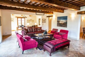 Cheminée, lecteur de DVD