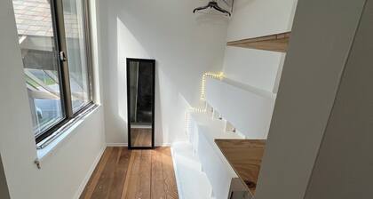 Charming 4-bedroom house in Gaithersburg with WiFi and AC and fenced in yard!