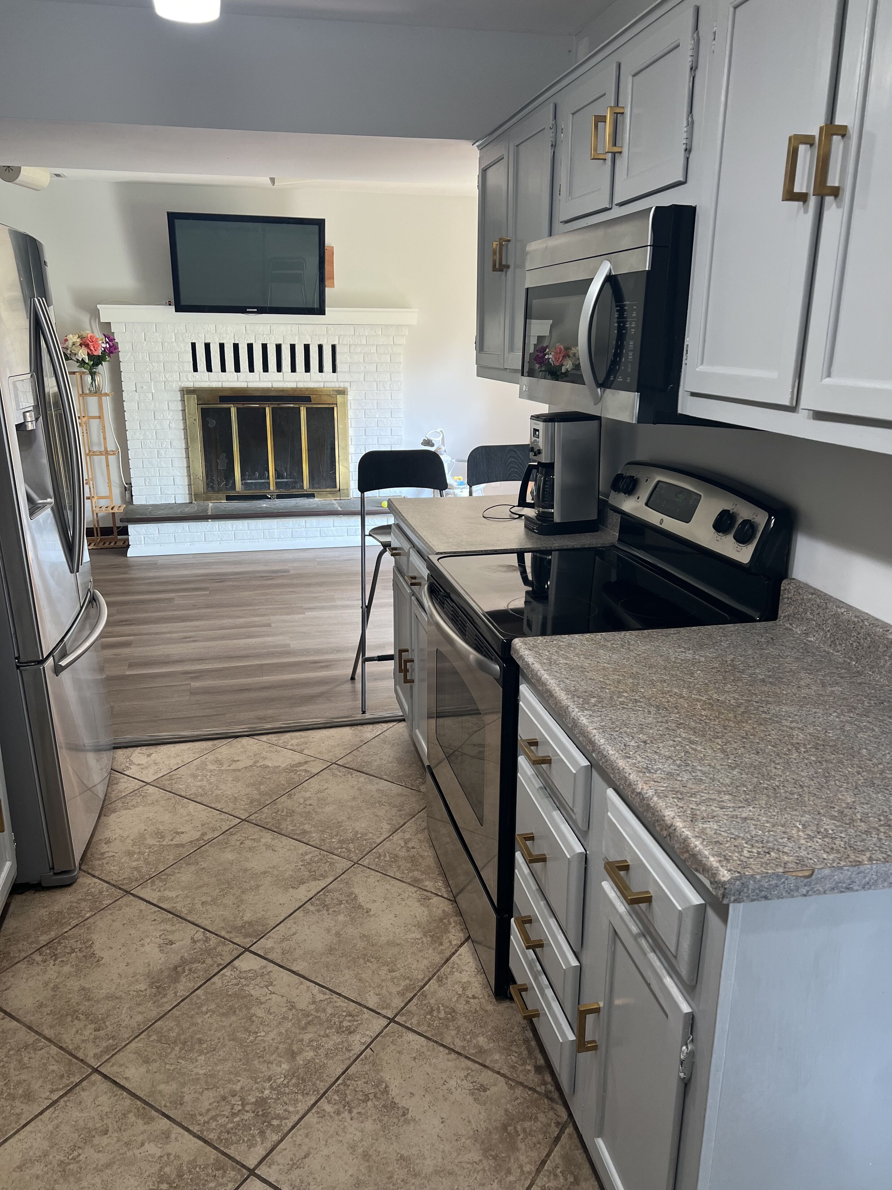 Refrigerador, microondas, horno, placa de cocina