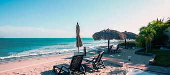 The Triton – Spacious One-Bedroom Oceanview Suite