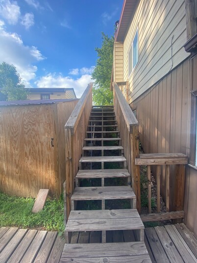 Watkins Lake House With Large Lot And Dock