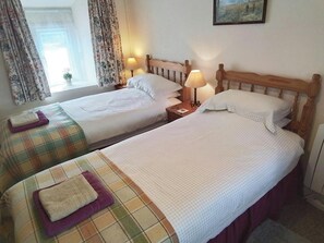 2 bedrooms, free WiFi, bed sheets