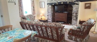 Dairy Cottage, Newcastle Emlyn
