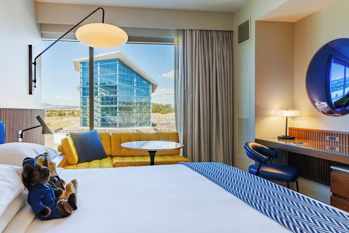 Room, 1 King Bed, Mountain View (Partial View) | View from room