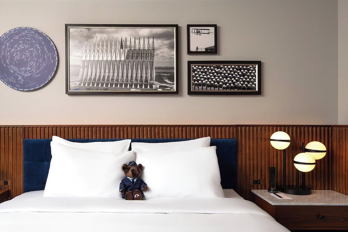 Literie hypoallergénique, minibar, coffres-forts dans les chambres